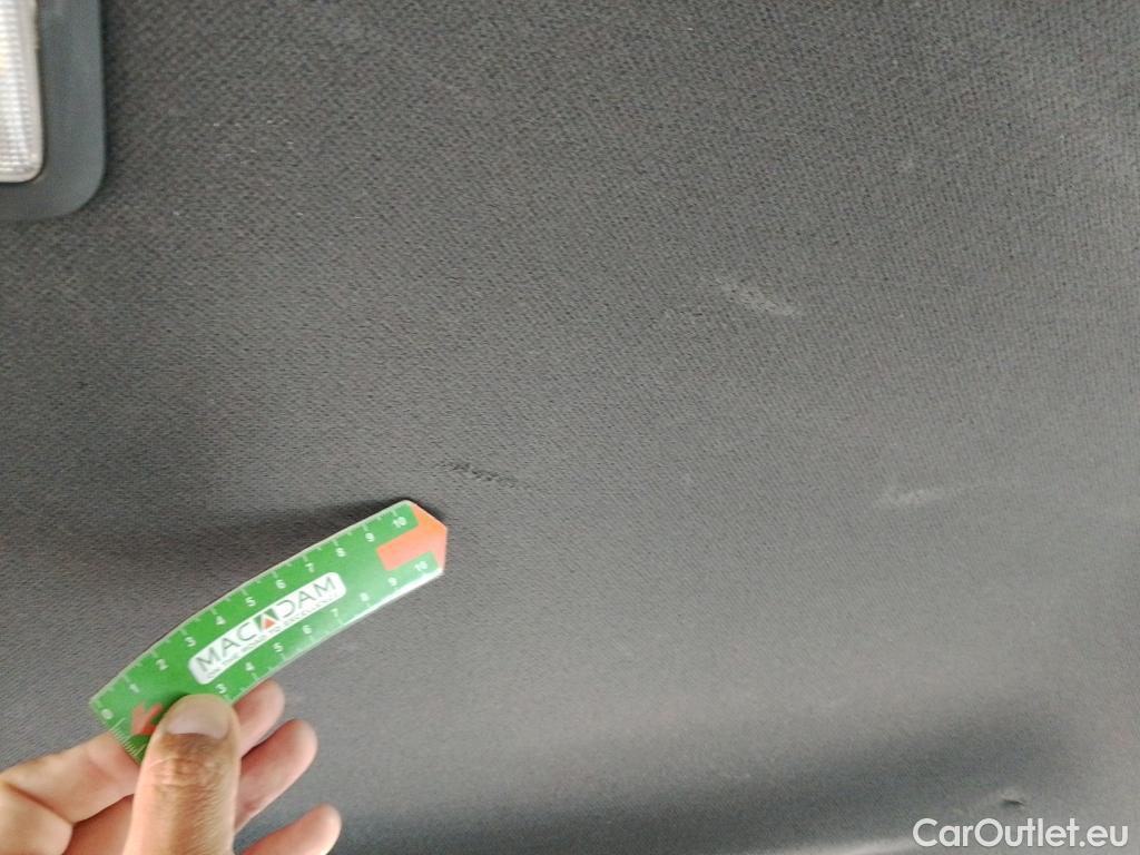  Toyota  Corolla TOYOTA  / 2019 / 5P / familiar 2.0 180H STYLE E-CVT TOURING SPORT #19