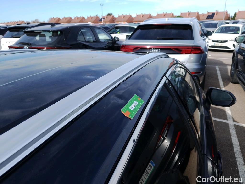  Toyota  Corolla TOYOTA  / 2019 / 5P / familiar 2.0 180H STYLE E-CVT TOURING SPORT #10