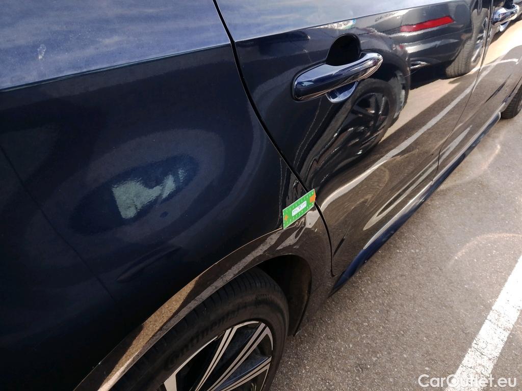  Toyota  Corolla TOYOTA  / 2019 / 5P / familiar 2.0 180H STYLE E-CVT TOURING SPORT #23