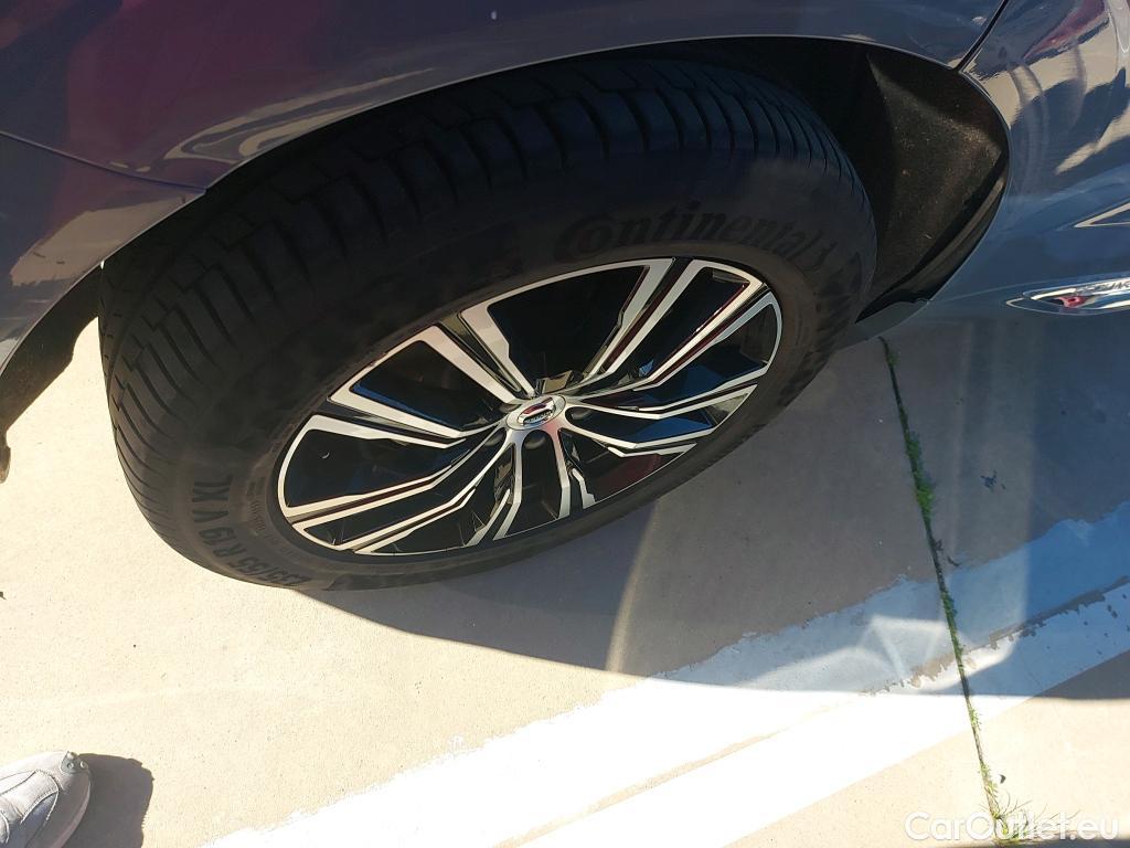  Volvo  XC60 VOLVO  / 2017 / 5P / todoterreno 2.0 T6 AWD Recharge Inscription Exp Auto #12