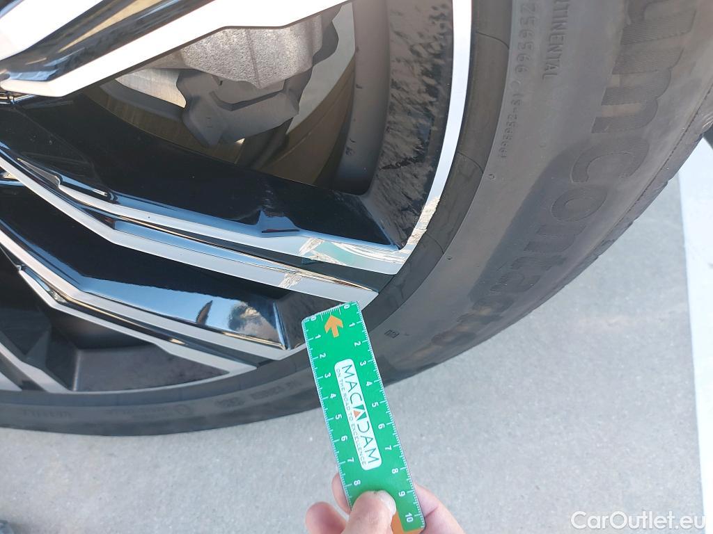  Volvo  XC60 VOLVO  / 2017 / 5P / todoterreno 2.0 T6 AWD Recharge Inscription Exp Auto #11