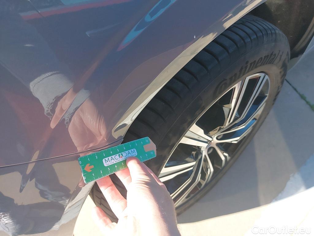  Volvo  XC60 VOLVO  / 2017 / 5P / todoterreno 2.0 T6 AWD Recharge Inscription Exp Auto #9