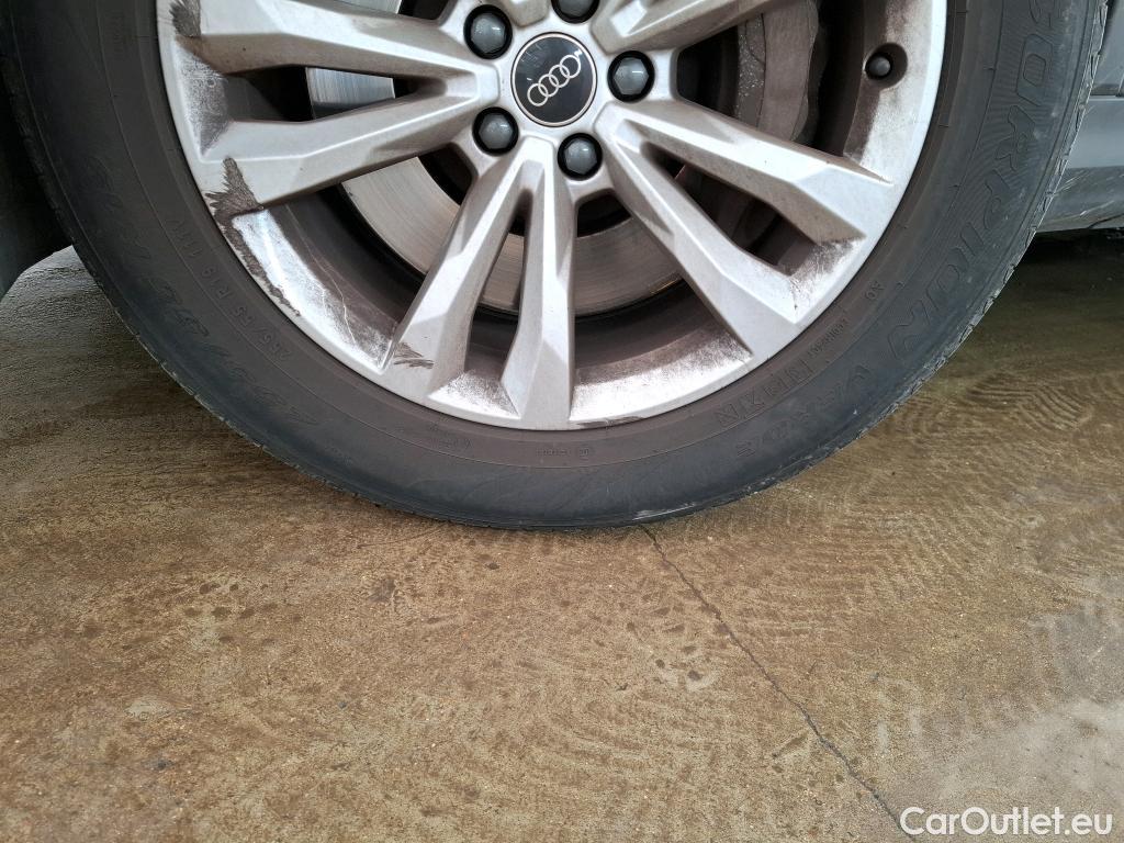  Audi  Q7 AUDI  / 2019 / 5P / SUV 55 TFSIe 380ch quattro Tiptronic8 Avus #33