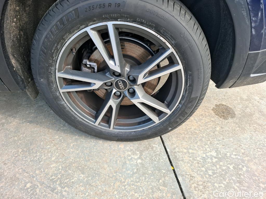  Audi  Q5 AUDI  / 2020 / 5P / SUV 50 TFSI e 299 QTT S TRONIC 7 AVUS #33