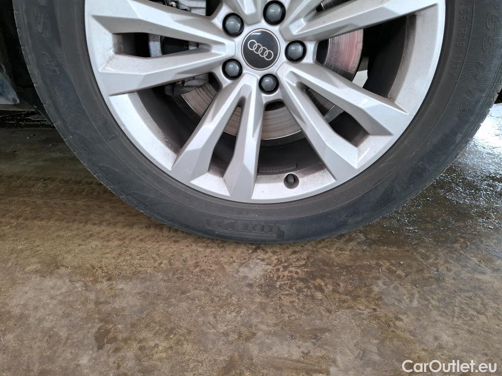  Audi  Q7 AUDI  / 2019 / 5P / SUV 55 TFSIe 380ch quattro Tiptronic8 Avus #31