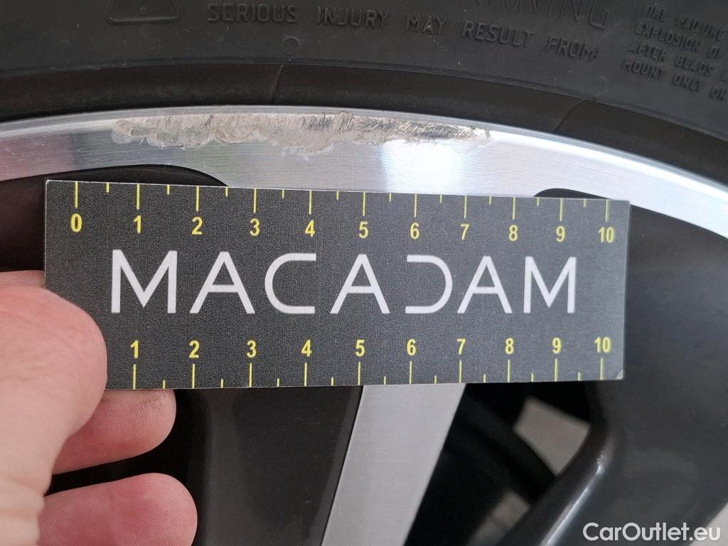  Audi  E-TRON AUDI  Sportback / 2019 / 5P / SUV 55 Quattro Avus #23