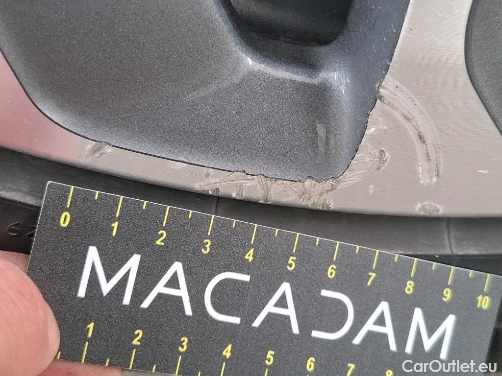  Audi  E-TRON AUDI  Sportback / 2019 / 5P / SUV 55 Quattro Avus #35