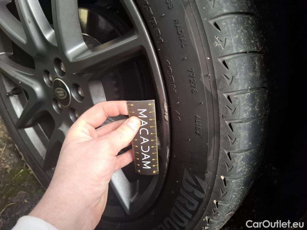  Land Rover  Range Rover LAND ROVER  Velar / 2017 / 5P / SUV 2.0 P400e PHEV BVA R-Dynamic SE #10