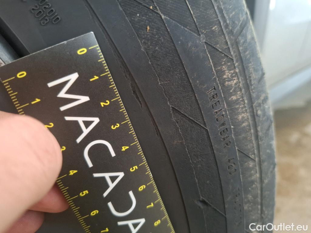  Mercedes  G-Klasee MERCEDES-BENZ GLC Coupe / 2019 / 5P / Coupé GLC 300 e AMG Line 4Matic #15