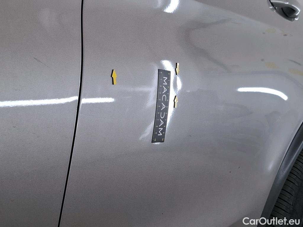  Mercedes  G-Klasee MERCEDES-BENZ GLC Coupe / 2019 / 5P / Coupé GLC 300 e AMG Line 4Matic #85