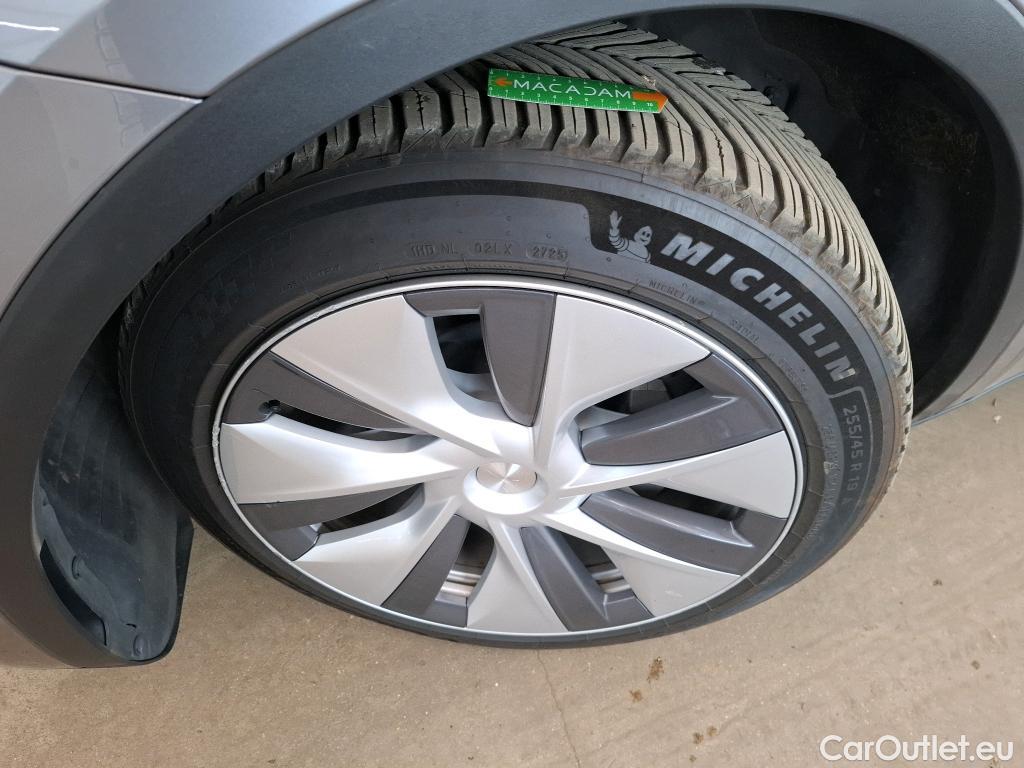  Tesla  Model Y TESLA  / 2020 / 5P / SUV Grande Autonomie Dual-Motor AWD #3