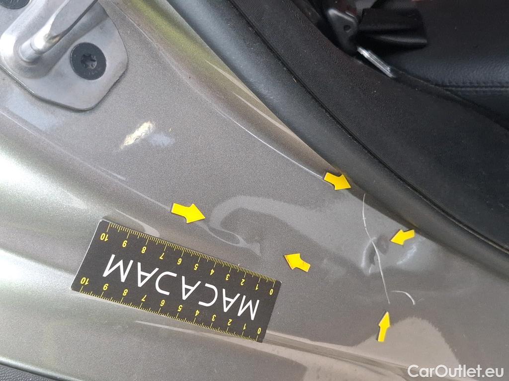  Mercedes  G-Klasee MERCEDES-BENZ GLC Coupe / 2019 / 5P / Coupé GLC 300 e AMG Line 4Matic #22