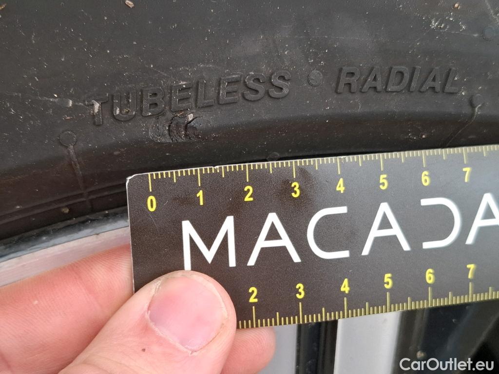  Volvo  XC90 VOLVO  / 2019 / 5P / SUV Recharge T8 AWD GT 8 Inscription #9