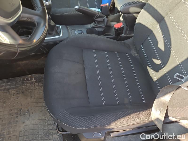  Dacia  Duster  II (01.2018->)  BdCi 115 4x4 Comfort #2