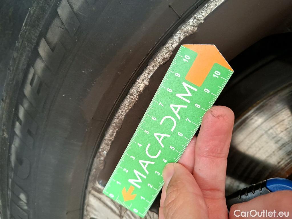  Volvo  XC60 VOLVO  5p SUV T8 TWE 390 Geartronic 8 Business Exe #46