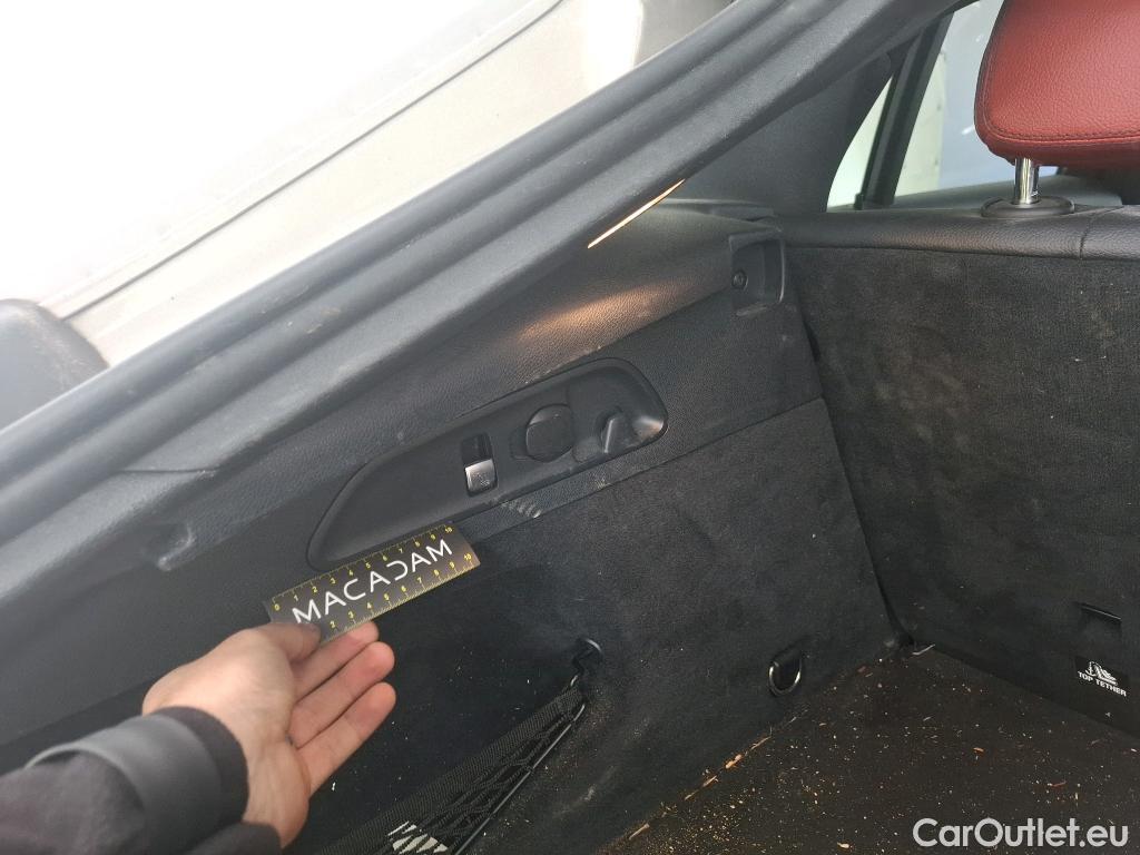  Mercedes  G-Klasee MERCEDES-BENZ GLC Coupe / 2019 / 5P / Coupé GLC 300 e AMG Line 4Matic #4