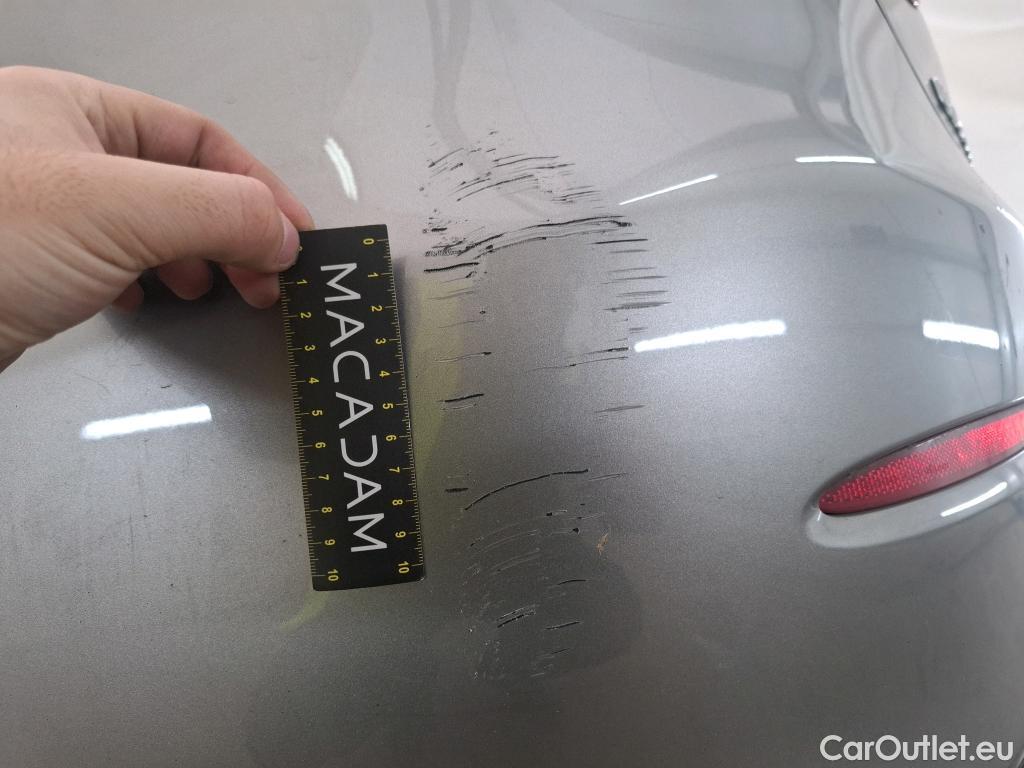  Mercedes  G-Klasee MERCEDES-BENZ GLC Coupe / 2019 / 5P / Coupé GLC 300 e AMG Line 4Matic #31