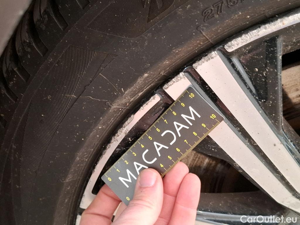  Volvo  XC90 VOLVO  / 2019 / 5P / SUV Recharge T8 AWD GT 8 Inscription #4