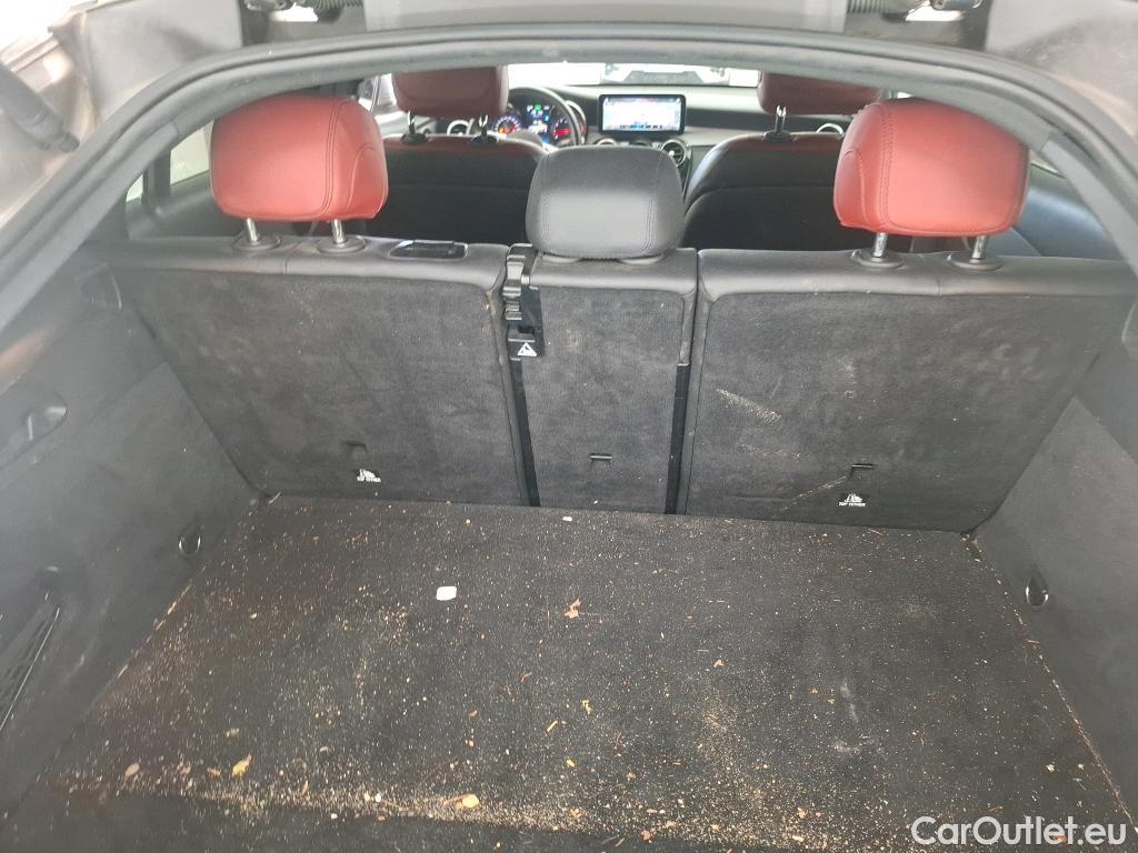  Mercedes  G-Klasee MERCEDES-BENZ GLC Coupe / 2019 / 5P / Coupé GLC 300 e AMG Line 4Matic #6