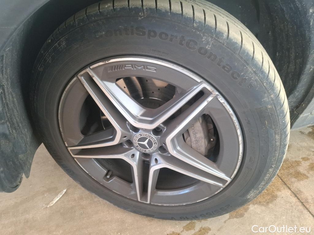  Mercedes  G-Klasee MERCEDES-BENZ GLC Coupe / 2019 / 5P / Coupé GLC 300 e AMG Line 4Matic #12