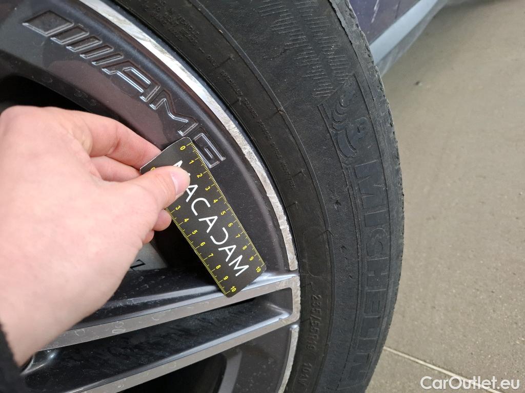  Mercedes  G-Klasee MERCEDES-BENZ GLC Coupe / 2019 / 5P / Coupé 2.0 GLC 300 E AMG LINE 4MATIC #24