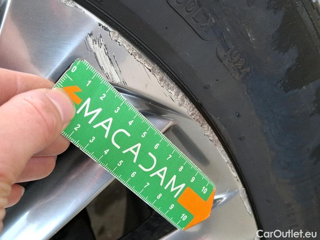  Lexus  RX LEXUS  / 2019 / 5P / SUV 450h Executive #29