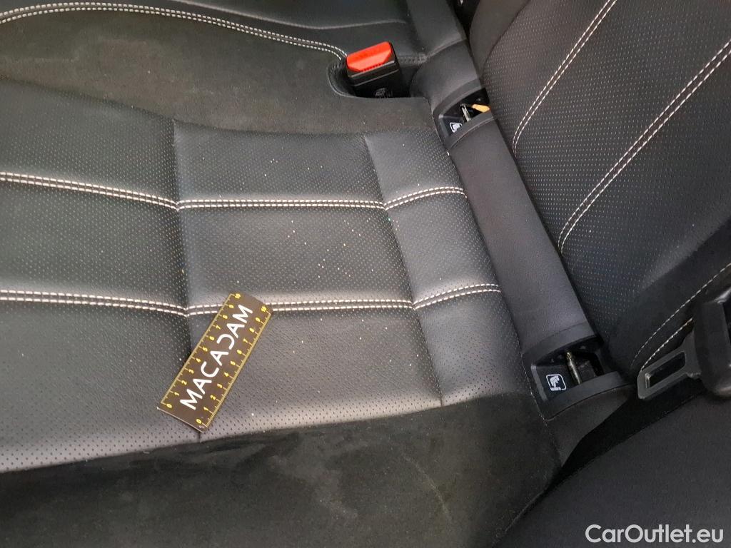  Land Rover  Range Rover LAND ROVER  Velar / 2017 / 5P / SUV 2.0 P400e PHEV BVA R-Dynamic SE #55