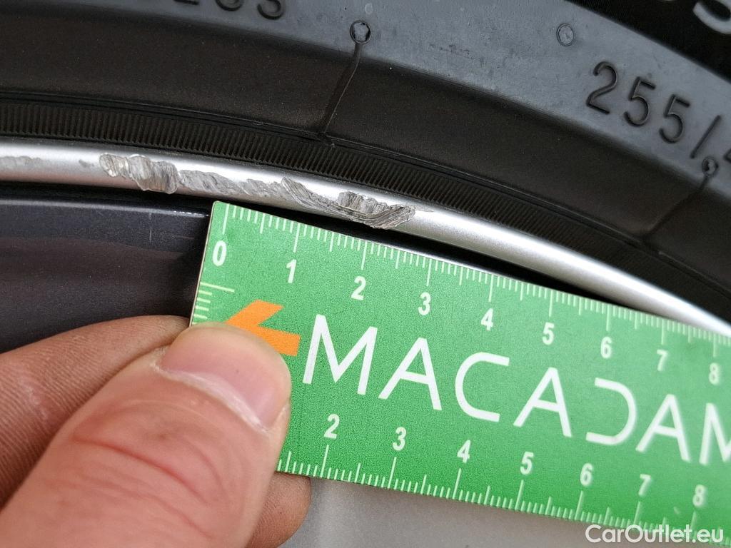  Tesla  Model Y TESLA  / 2020 / 5P / SUV Grande Autonomie Dual-Motor AWD #10