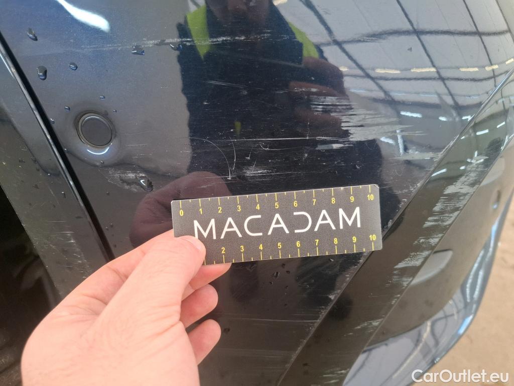  Mercedes  G-Klasee MERCEDES-BENZ GLC Coupe / 2023 / 5P / Coupé GLC 400 e AMG Line 4MATIC #13