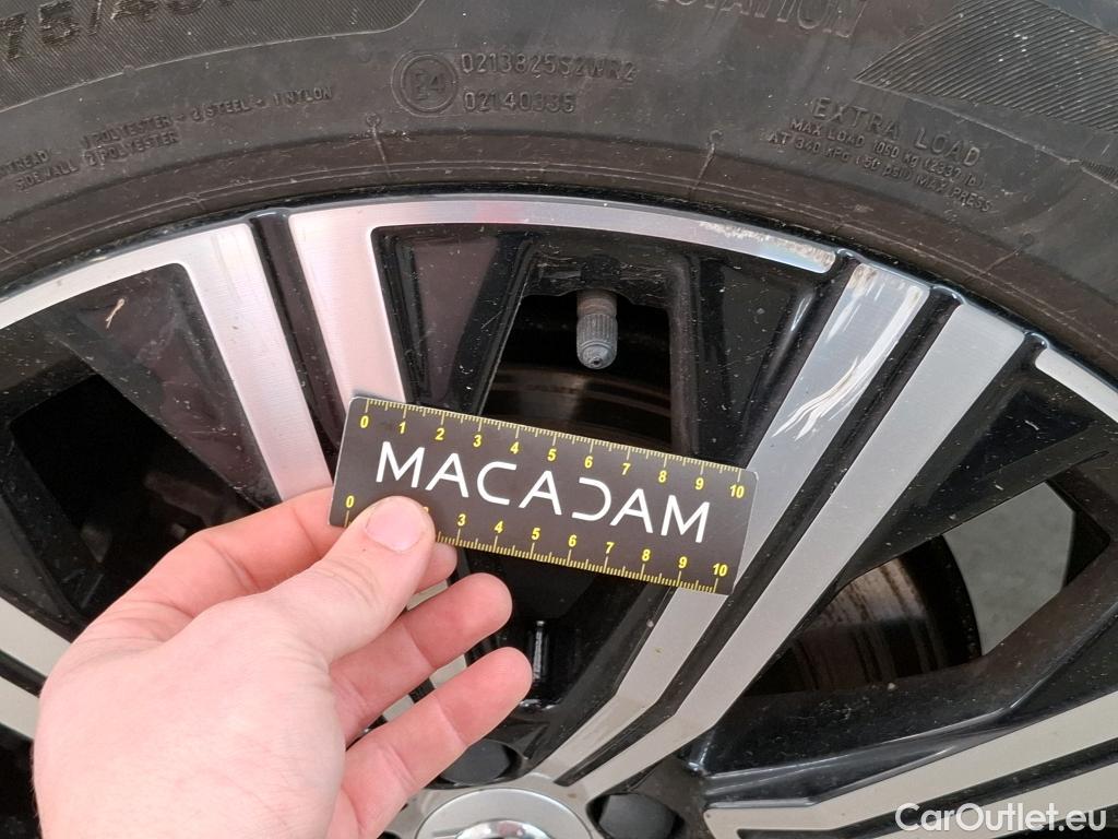  Volvo  XC90 VOLVO  / 2019 / 5P / SUV Recharge T8 AWD GT 8 Inscription #38