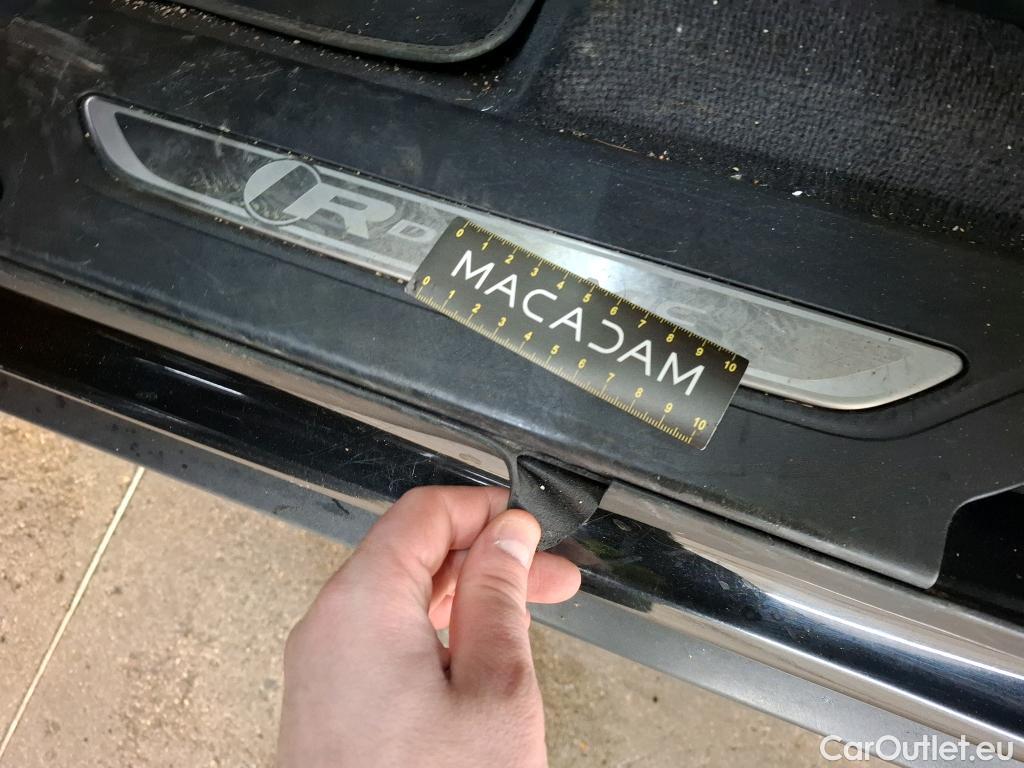  Land Rover  Range Rover LAND ROVER  Velar / 2017 / 5P / SUV 2.0 P400e PHEV BVA R-Dynamic SE #40