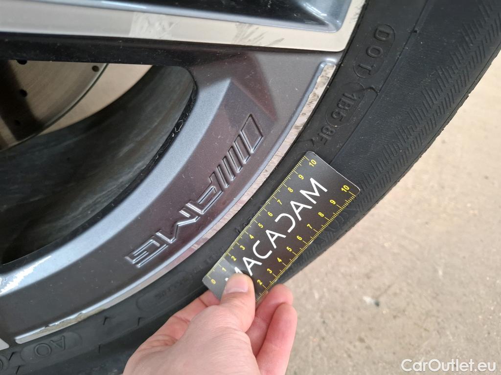  Mercedes  G-Klasee MERCEDES-BENZ GLC Coupe / 2019 / 5P / Coupé 2.0 GLC 300 E AMG LINE 4MATIC #6