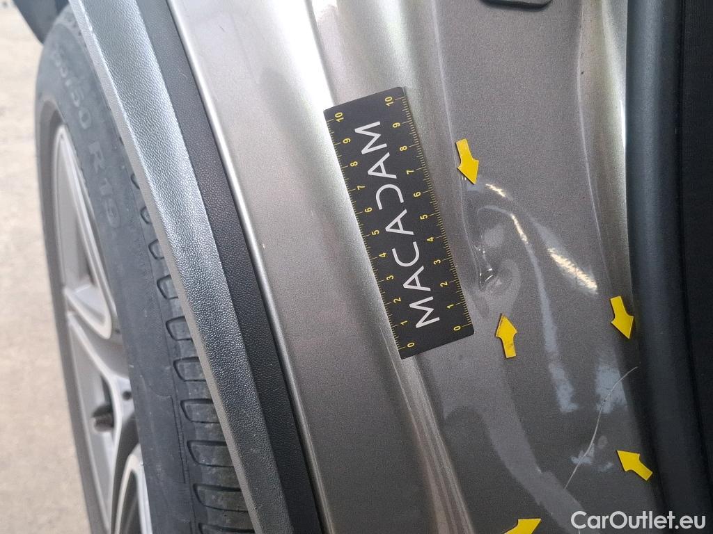  Mercedes  G-Klasee MERCEDES-BENZ GLC Coupe / 2019 / 5P / Coupé GLC 300 e AMG Line 4Matic #23