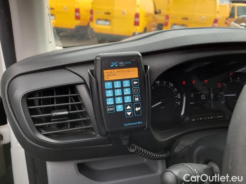  Peugeot  Expert  LCV (2016) Exp.2.0HDi 120 Premium L3H1 4d #2