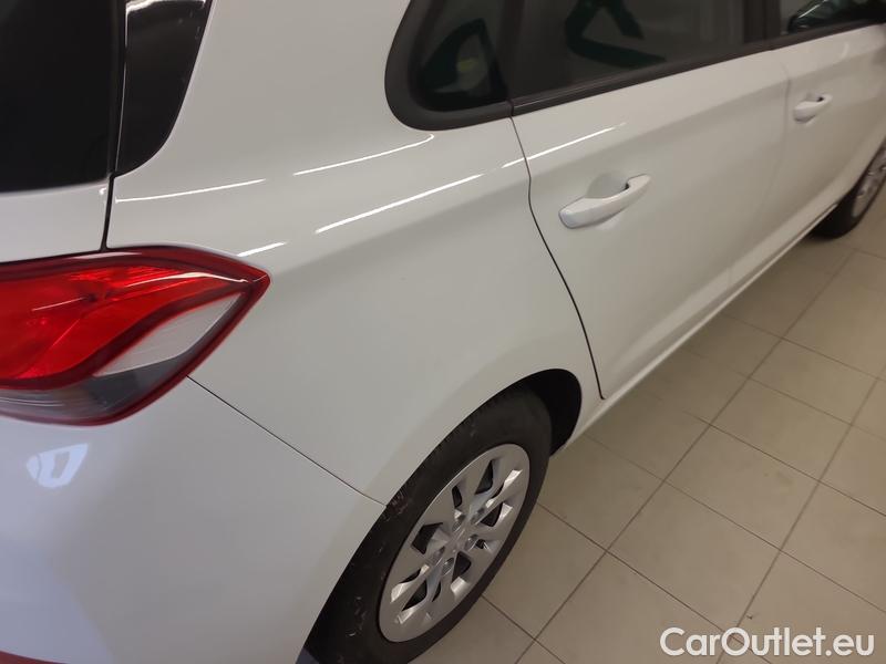  Hyundai  i30  (PD)(01.2017  ->)  1.5i 81 Comfort #13