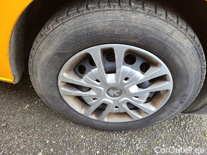  Peugeot  Expert  LCV (2016) Exp.2.0HDi 120 Premium L3H1 4d #6