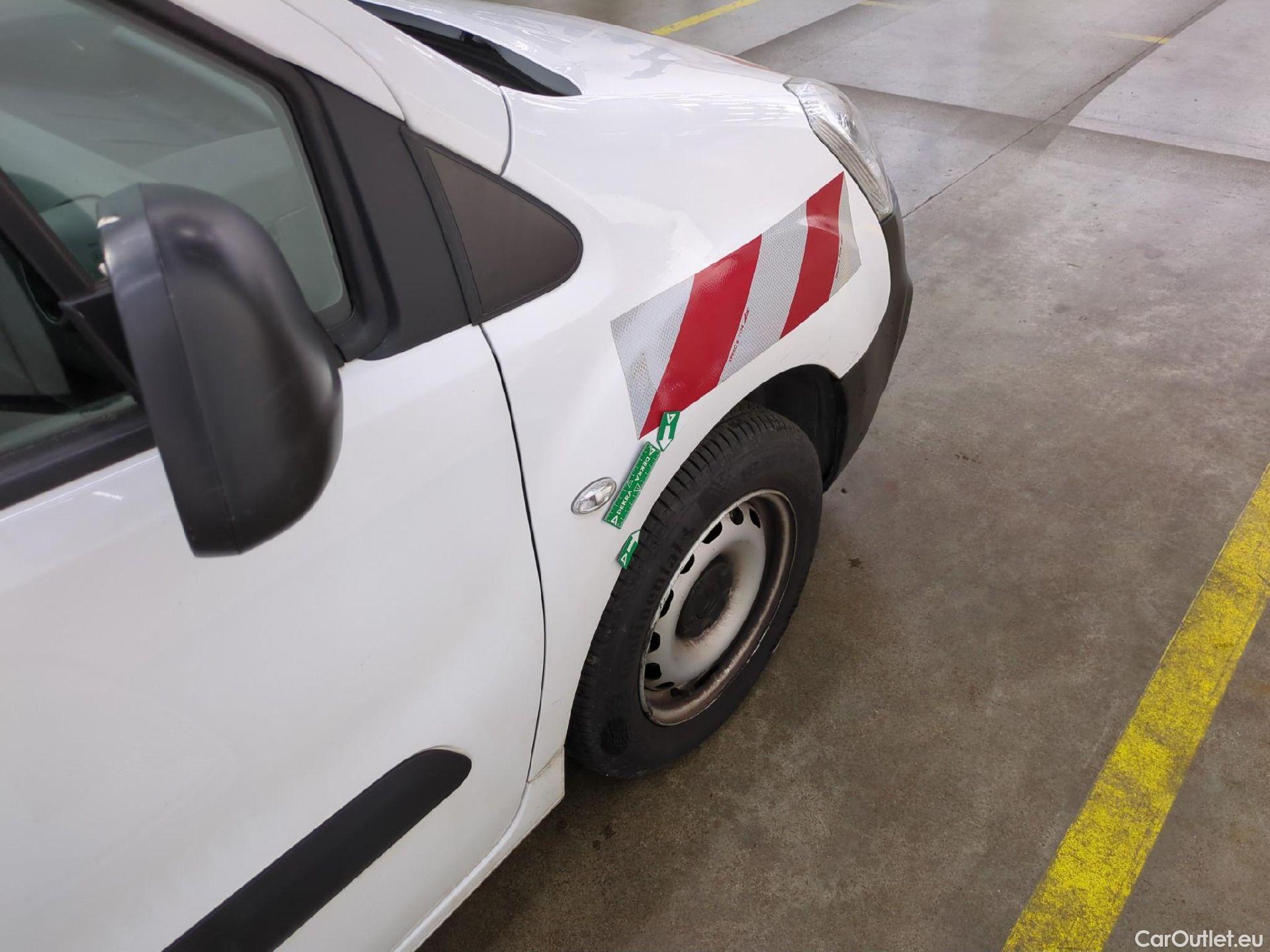  Citroen  Berlingo  Fourgon Club L1 (Court) 1.6 BlueHDi 100CV BVM5 E6 #13