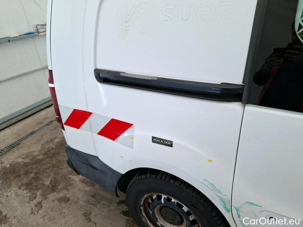  Citroen  Berlingo  Fourgon Confort L2 (Long) 1.6 BlueHDi 100CV BVM5 E6 #36