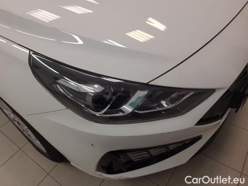  Hyundai  i30  (PD)(01.2017  ->)  1.5i 81 Comfort #4