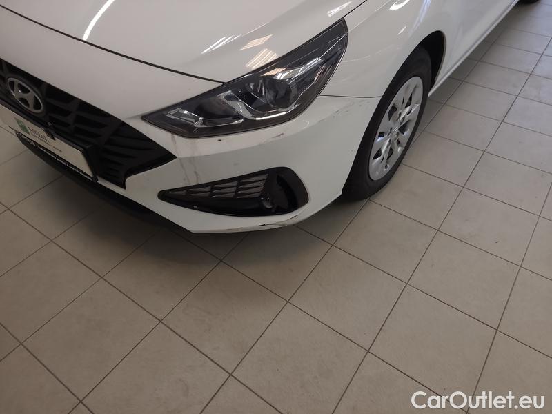  Hyundai  i30  (PD)(01.2017  ->)  1.5i 81 Comfort #1