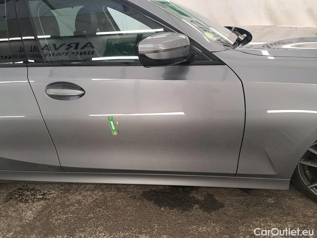  Bmw  Serie 3 BMW Série 3 Touring / 2022 / 5P / Break 320d 190ch Business Design BVA8 #1