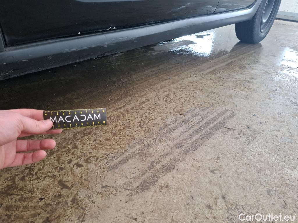  Citroen  C3  Société Feel Nav 1.2 PureTech 80CV BVM5 E6 #13