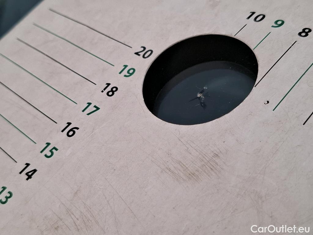  Mercedes  GLA MERCEDES-BENZ  / 2020 / 5P / SUV 2.0  200 D BUSINESS LINE DCT #2