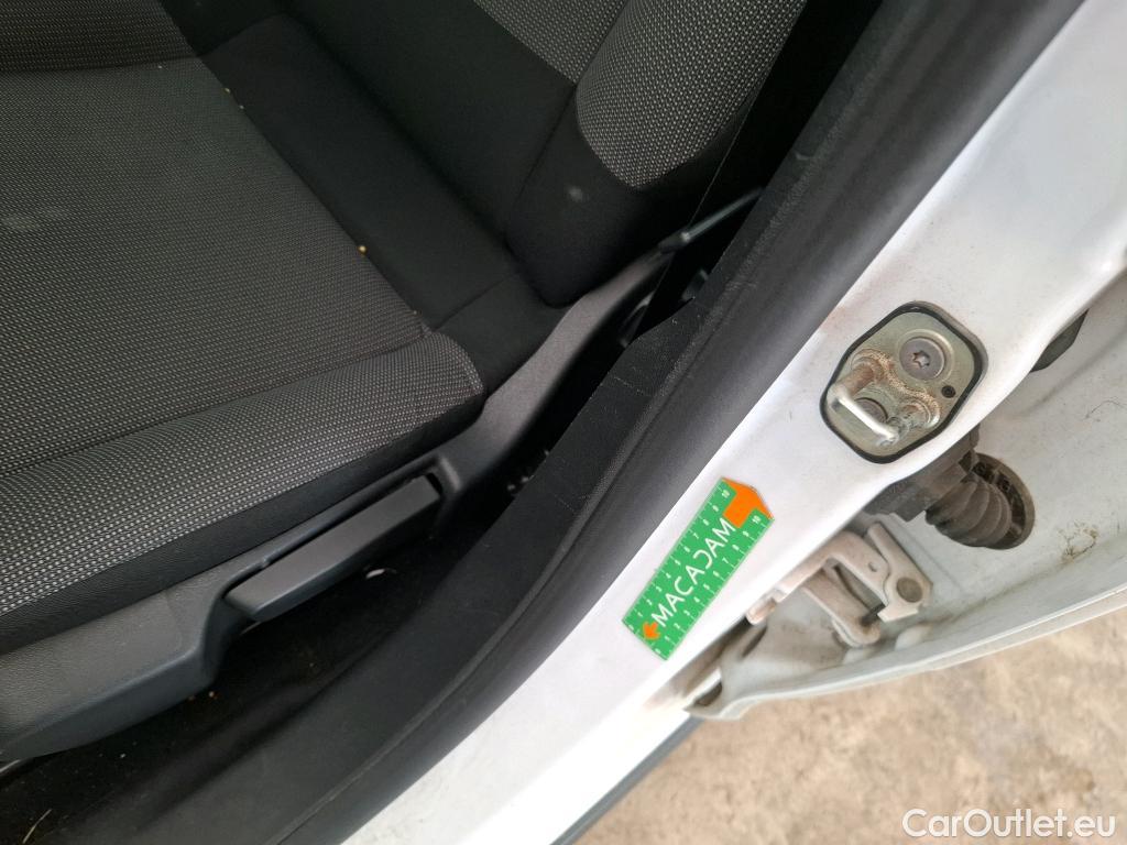  Citroen  C3  Société Feel Nav 1.5 BlueHDI 100CV BVM5 E6dT #7