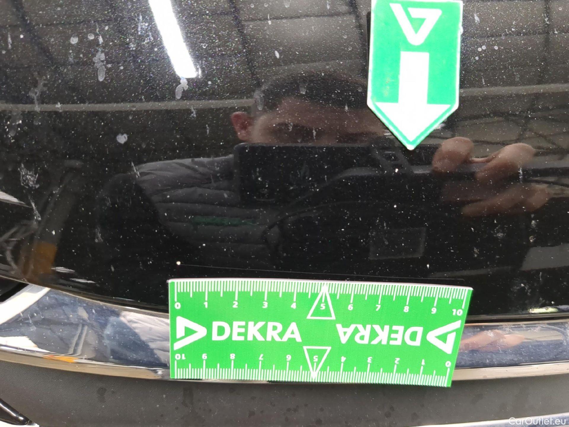  Citroen  C4 CITROEN  X / 2022 / 4P / Berline PureTech 130 S&S EAT8 Feel Pack #21