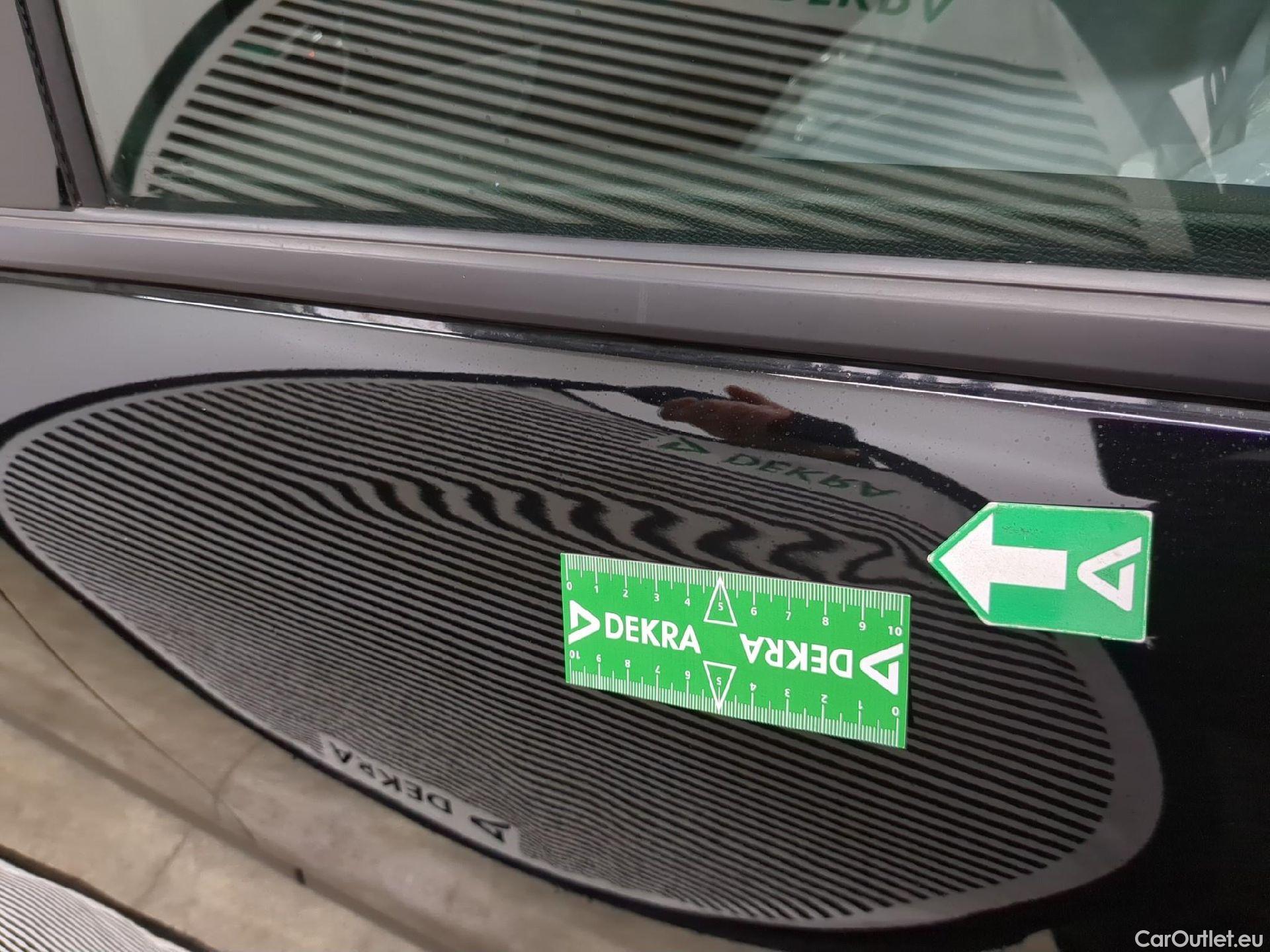  Citroen  C4 CITROEN  X / 2022 / 4P / Berline PureTech 130 S&S EAT8 Feel Pack #28