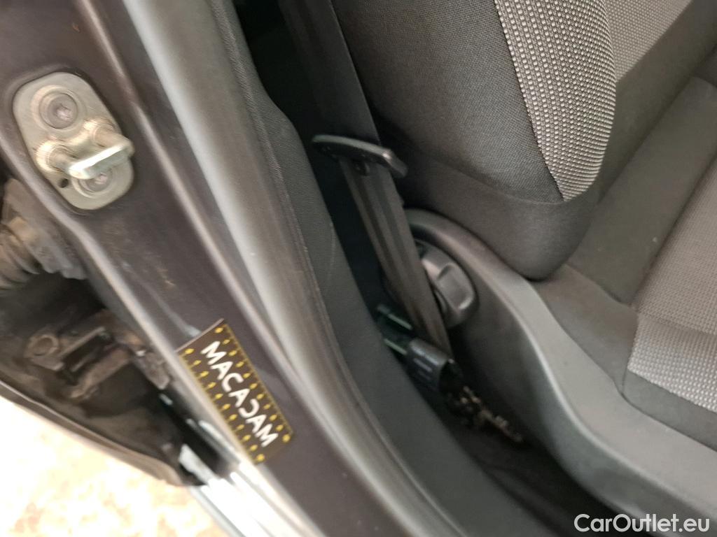  Citroen  C3  Shine Business 1.2 PureTech 110CV BVA6 E6d / TRANSFO VP VF #18