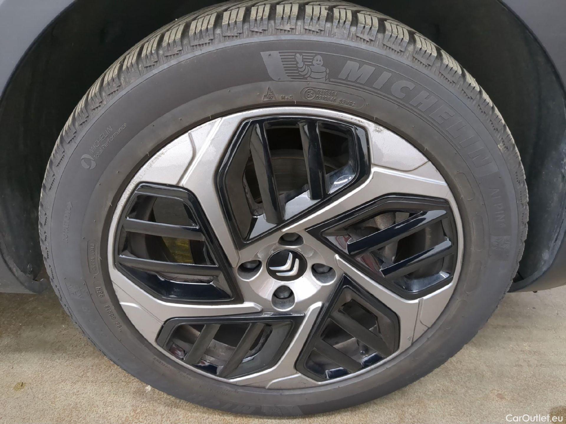  Citroen  C4 CITROEN  X / 2022 / 4P / Berline PureTech 130 S&S EAT8 Feel Pack #1