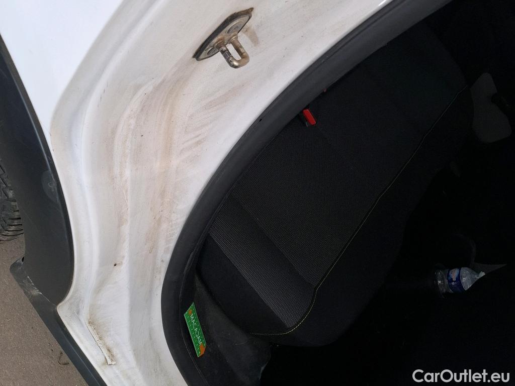  Citroen  C3  Shine Business 1.2 PureTech 110CV BVM6 E6d #28