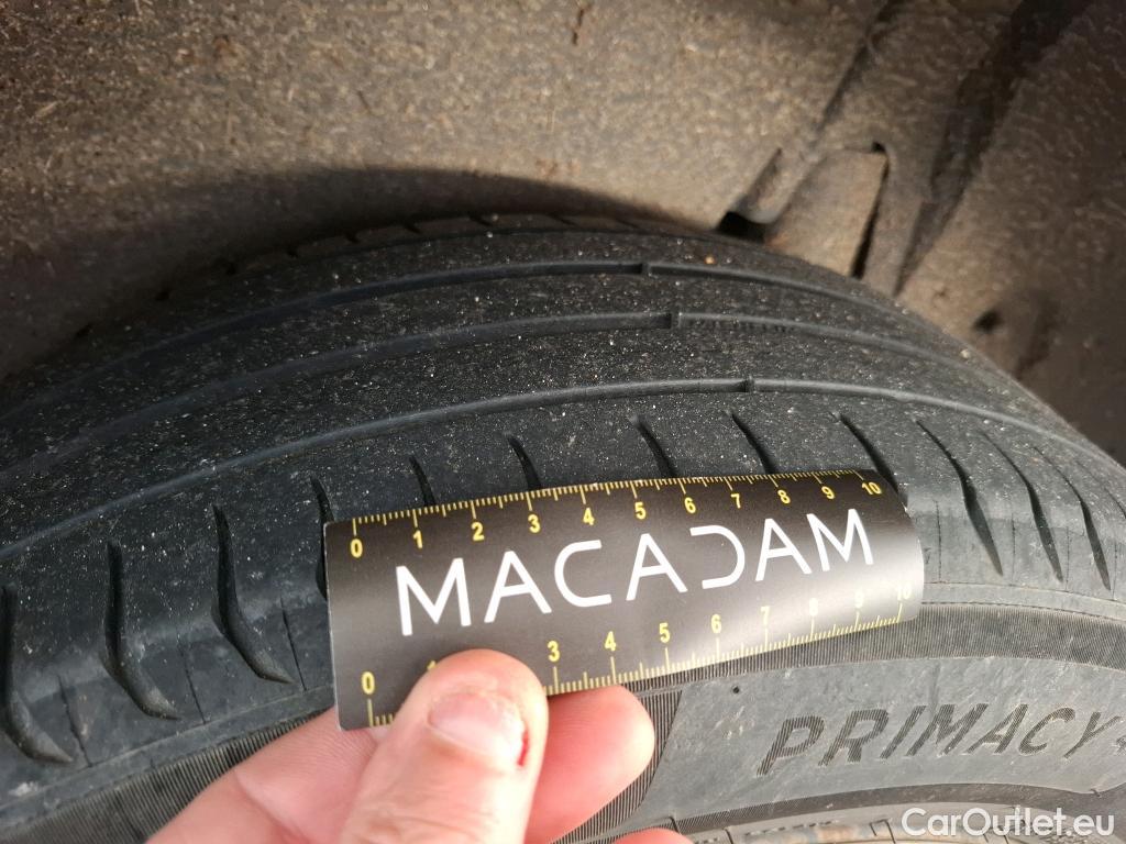  Citroen  C3  Société Feel 1.5 BlueHDI 100CV BVM5 E6dT #4